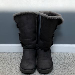 Grey Bailey button ugg boots